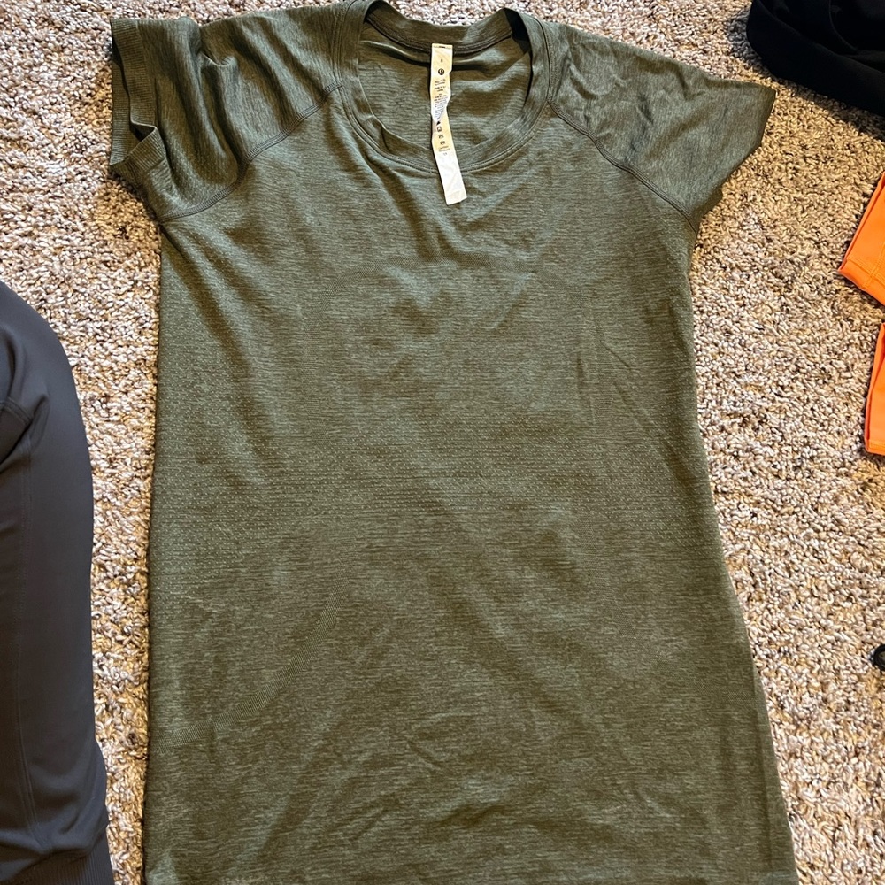 lululemon Swiftly Tech Shirt Sleeve Shirt 2.0